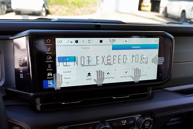 New 2025 Bright White Clear-Coat Exterior Paint Jeep Mojave image 32