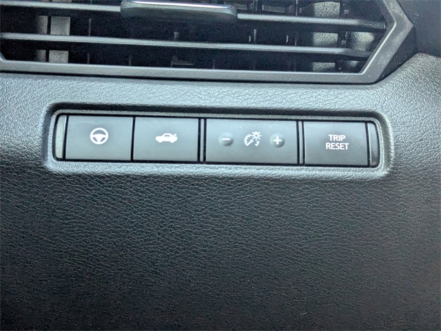 2024 Nissan Altima SR photo 21