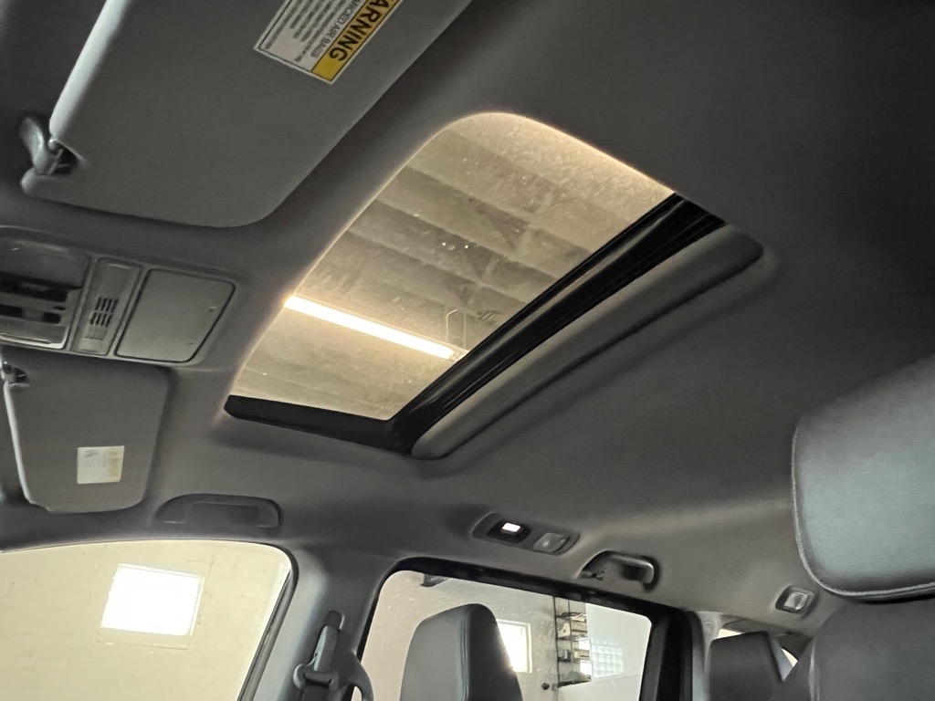2018 Honda Odyssey EX-L photo 17