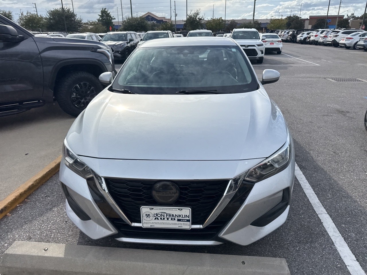 2022 Nissan Sentra SV photo 2