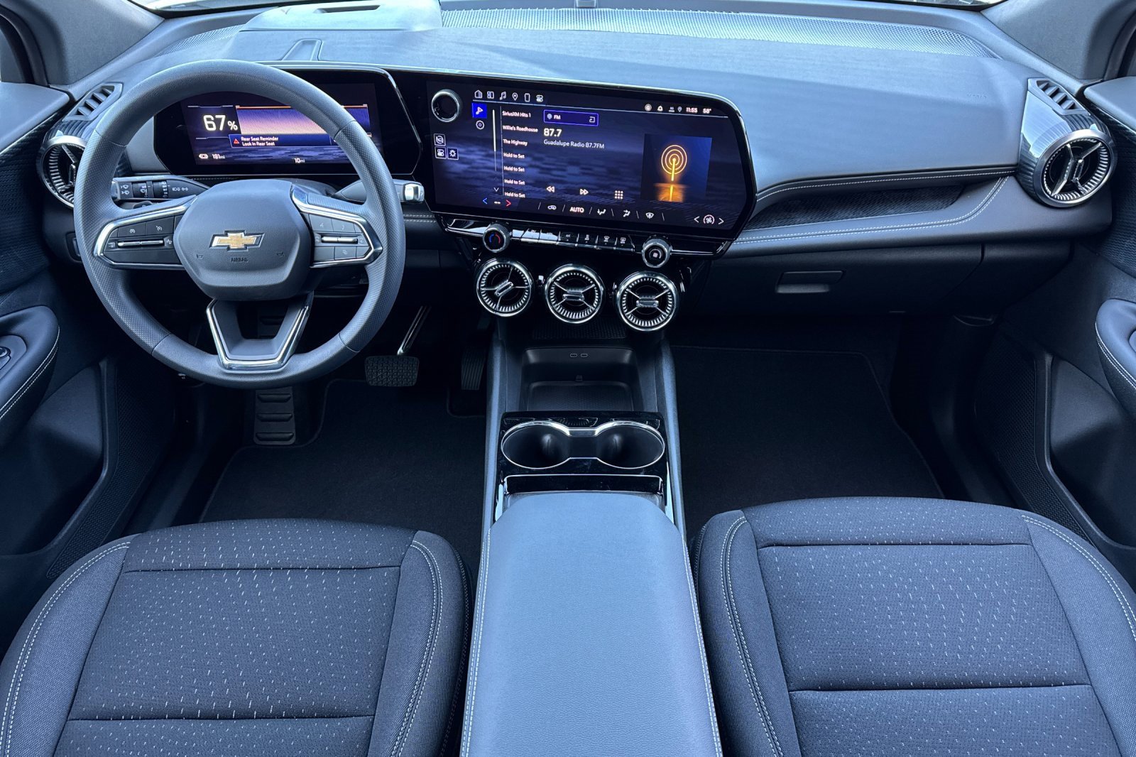 2025 Chevrolet Blazer EV photo 13