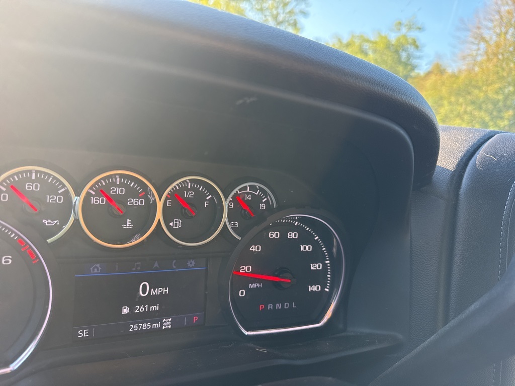 2020 Chevrolet Silverado 1500 LT photo 6