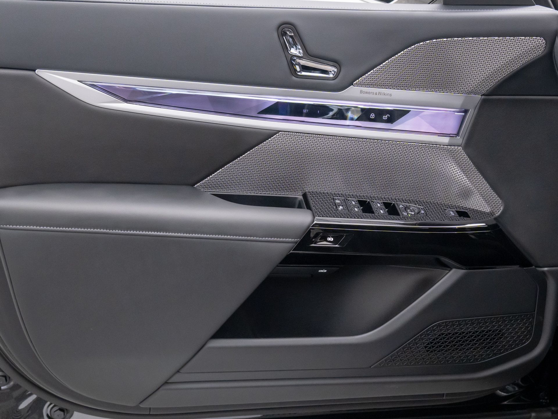 New 2025 Black Sapphire Metallic BMW eDrive50 image 13