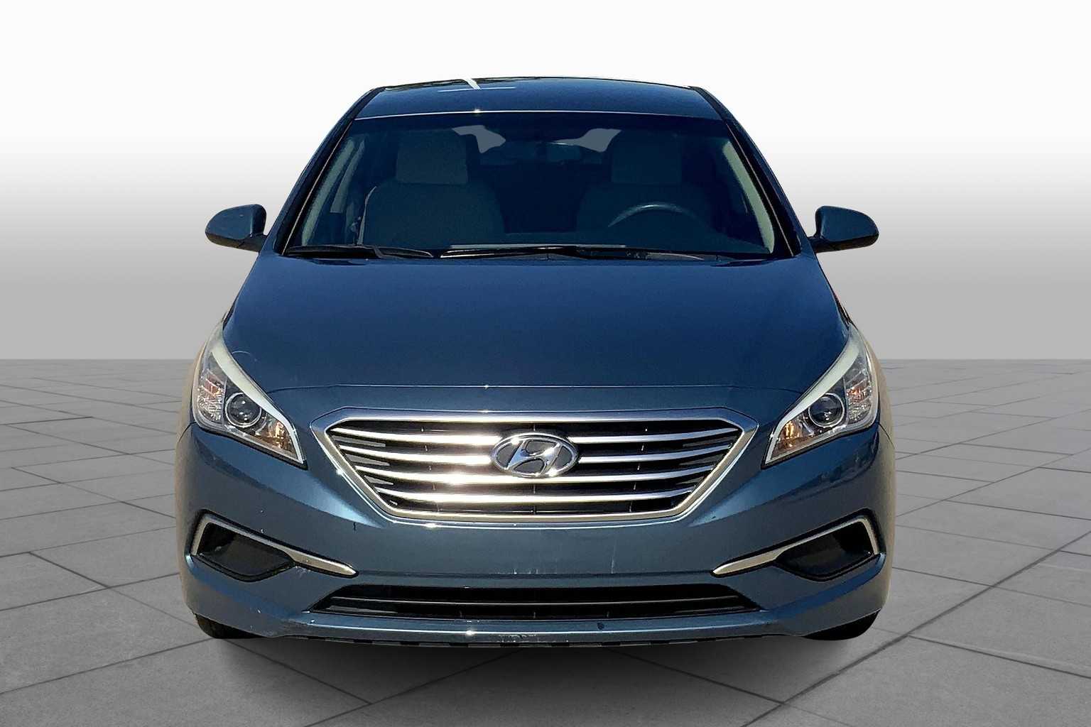 2016 Hyundai Sonata SE Eco photo 3