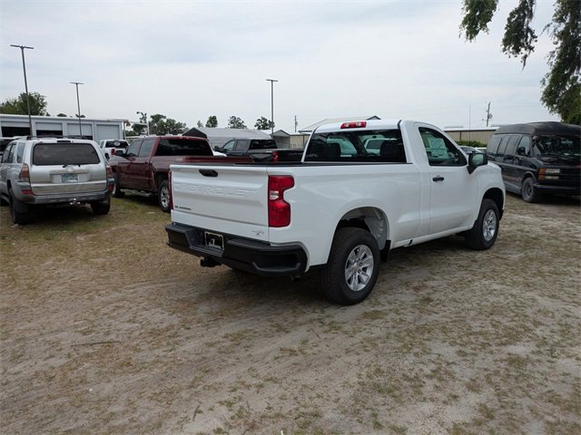 2025 Chevrolet Silverado 1500 photo 3