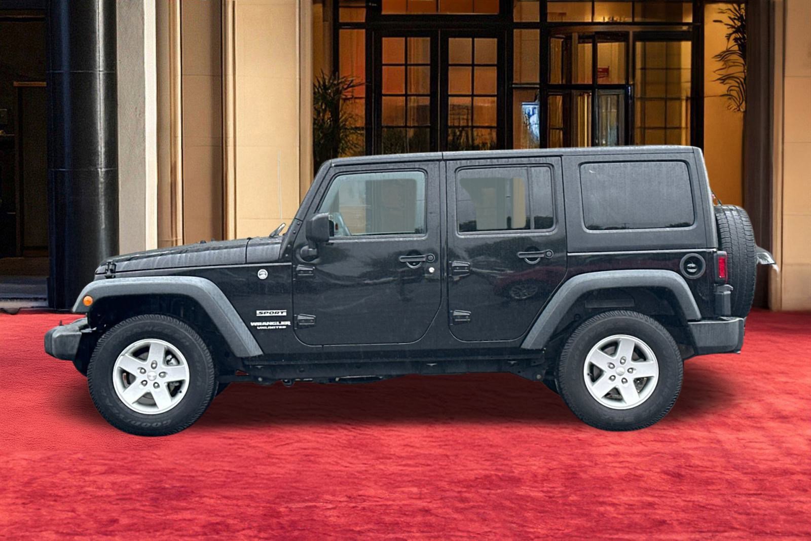 2016 Jeep Wrangler Unlimited Sport photo 2