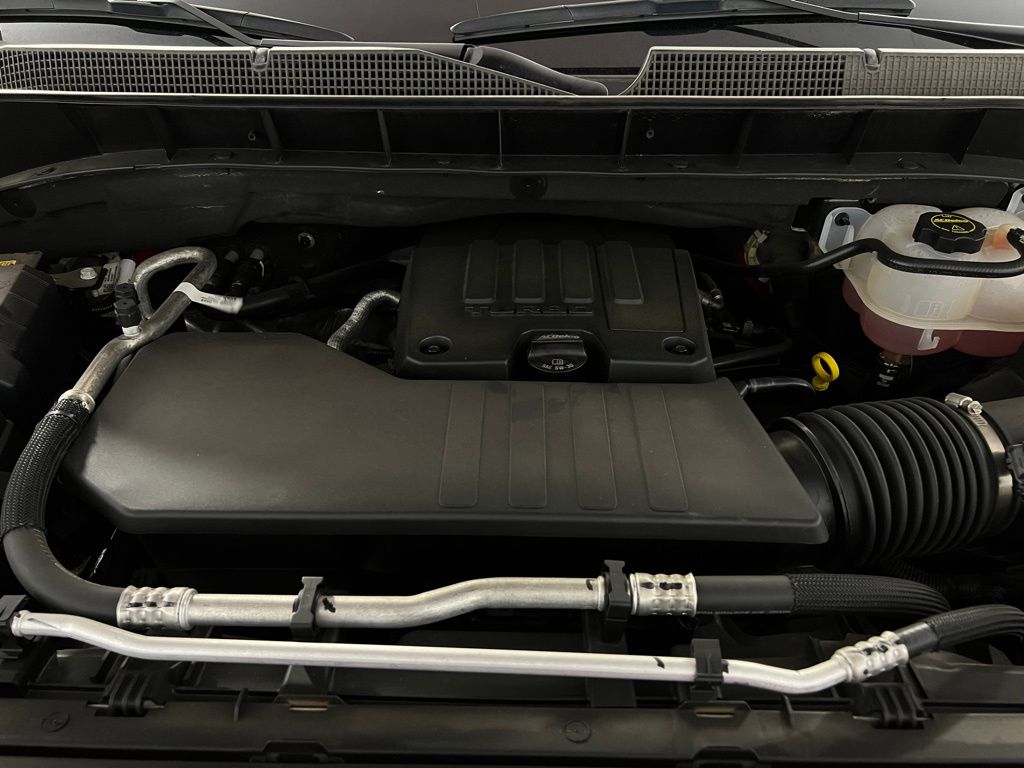 2024 Chevrolet Silverado 1500 LT1 photo 29