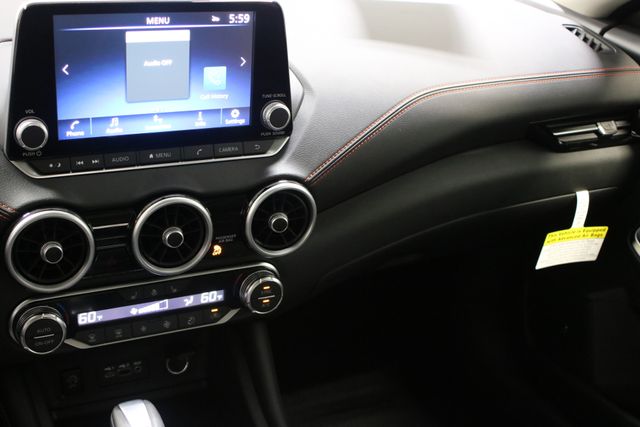 2025 Nissan Sentra SR photo 12