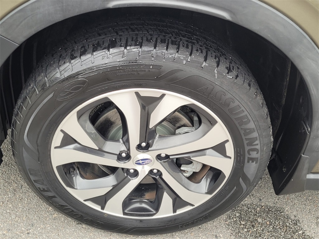 2020 Subaru Outback Limited photo 14