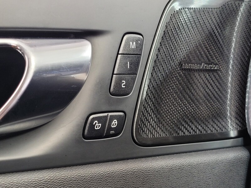 2021 Volvo XC60 T5 Inscription photo 36