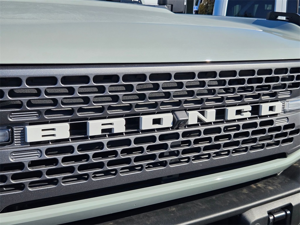 2023 Ford Bronco Badlands photo 28