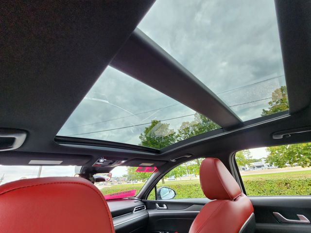 2022 Kia K5 GT-Line photo 30
