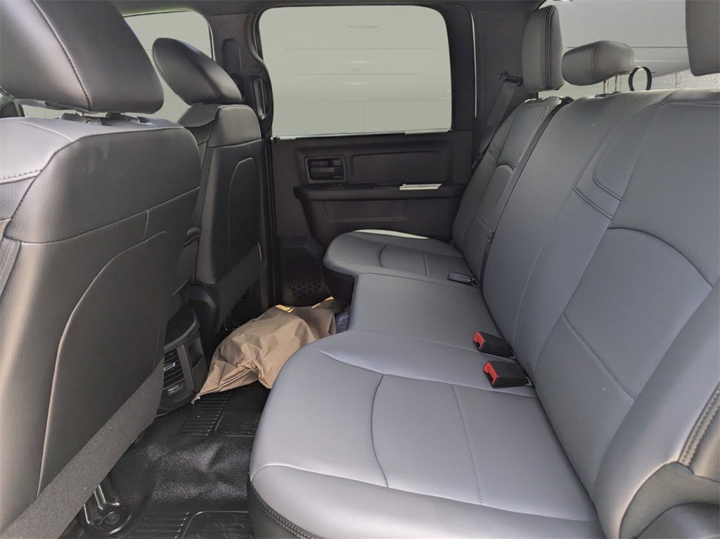 2025 Ram 5500 photo 8