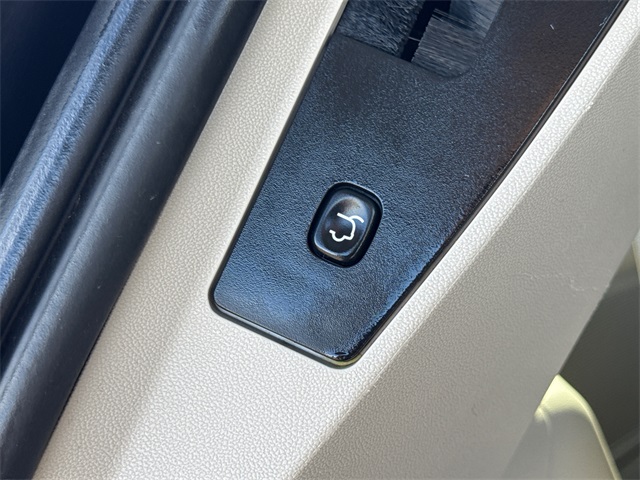 2013 Chrysler Town & Country photo 31