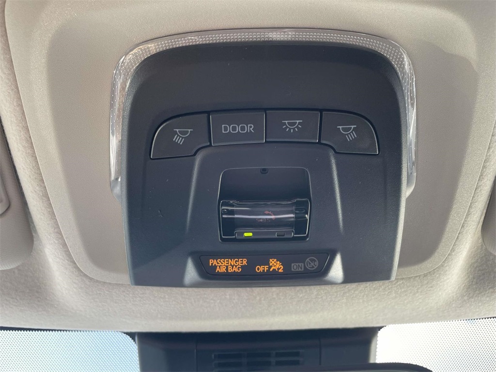 2026 Toyota Corolla LE photo 25
