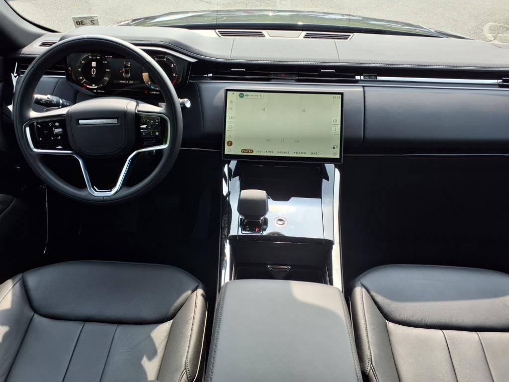 2025 Land Rover Range Rover Sport P360 S photo 3