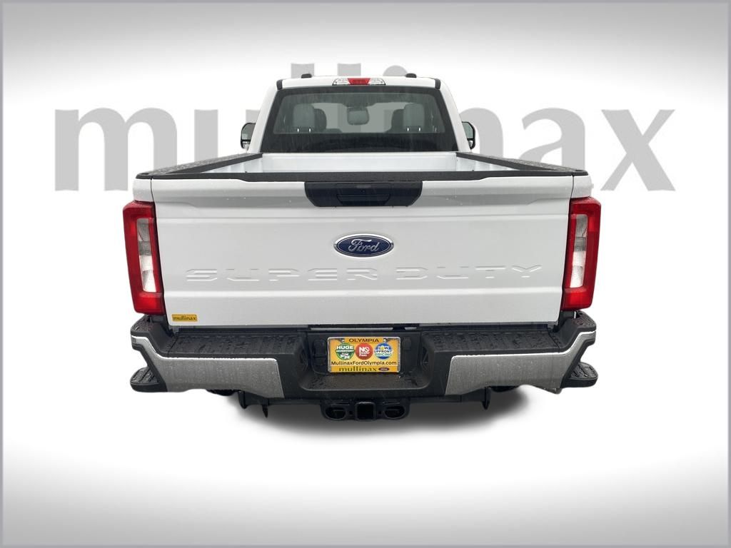 2026 Ford F-350 photo 4
