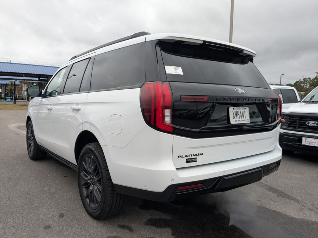 2025 Ford Expedition Platinum photo 4