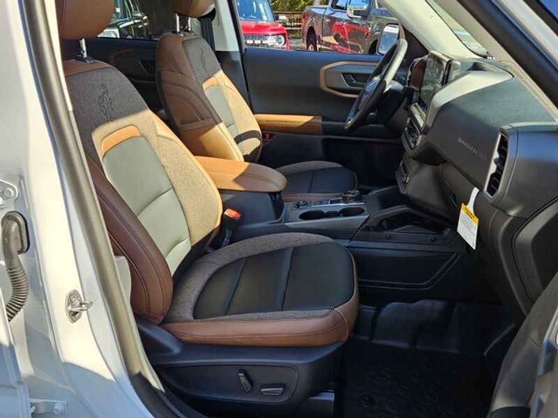 2025 Ford Bronco Sport Outer Banks photo 13