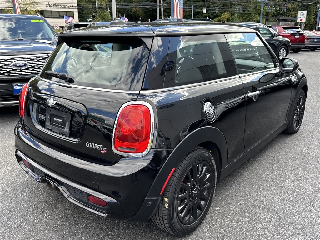 2014 Mini Cooper Hardtop S photo 3