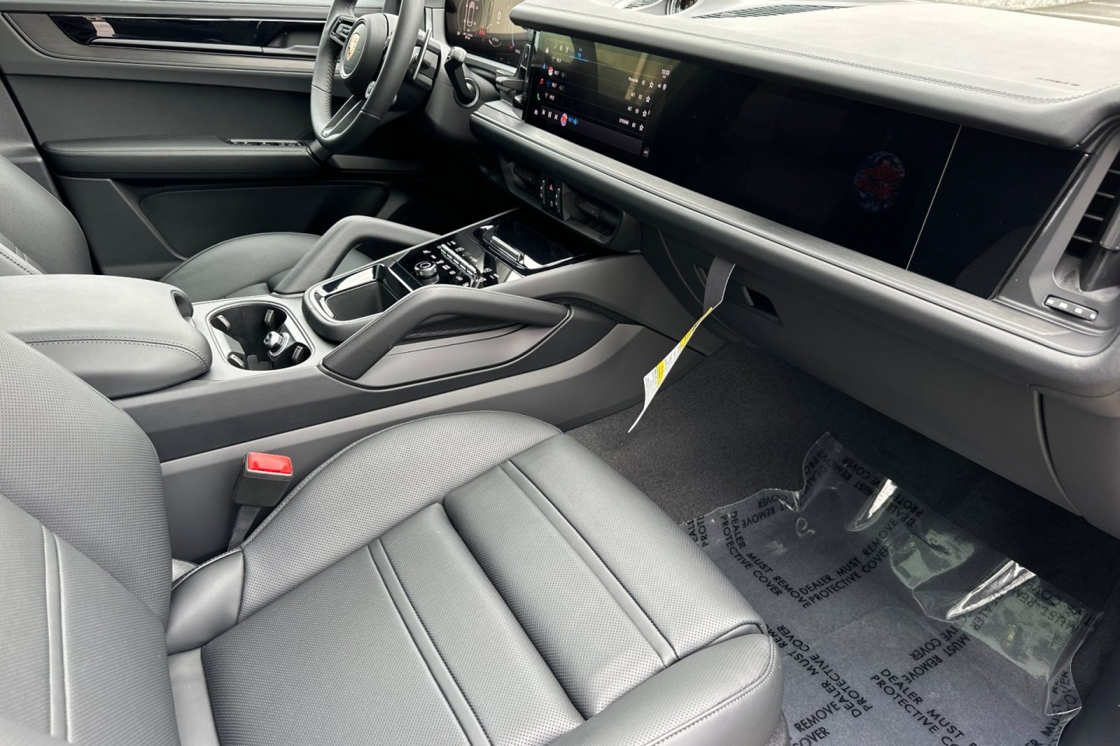 2026 Porsche Cayenne GTS Coupe photo 16