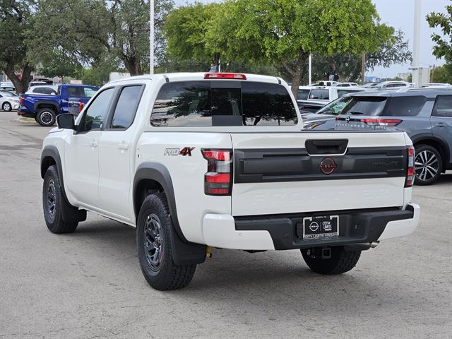 2025 Nissan Frontier PRO-4X photo 4