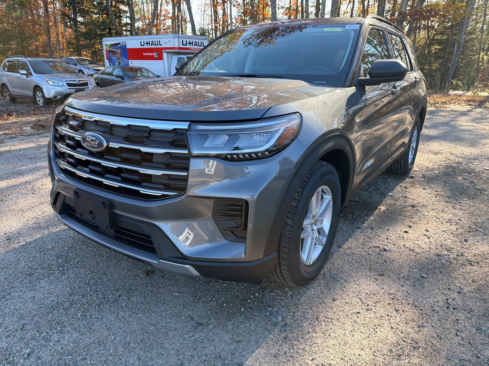 2026 Ford Explorer photo 3