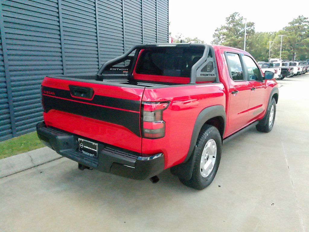 2024 Nissan Frontier SV photo 3