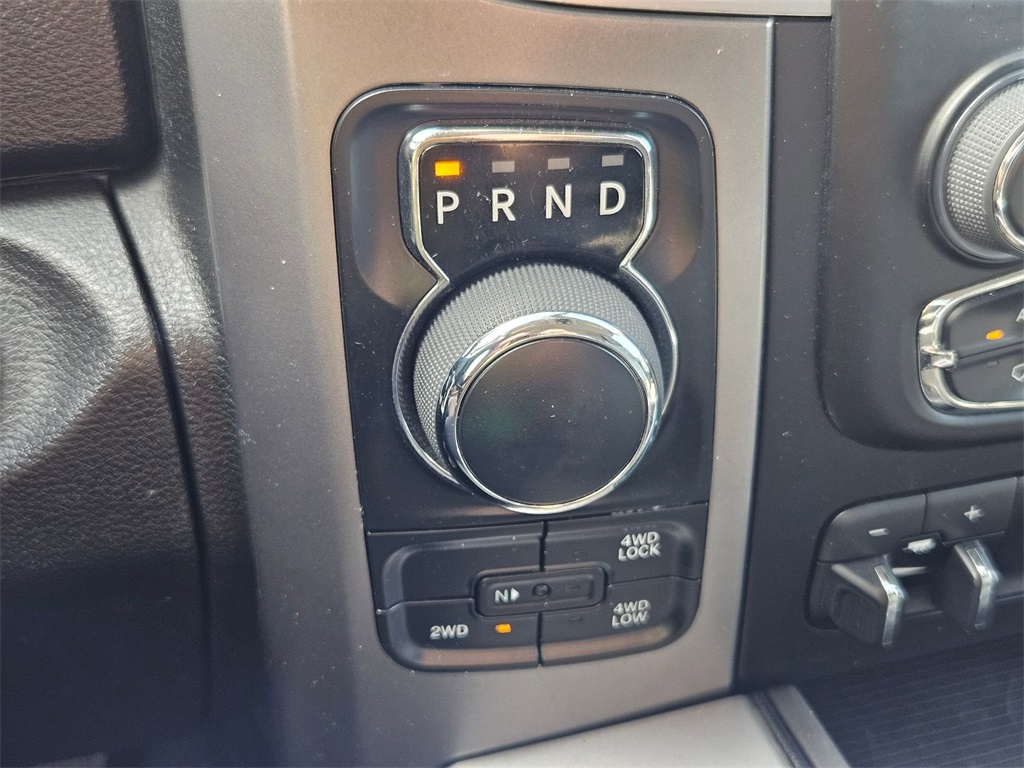 2023 Ram 1500 Classic SLT photo 18