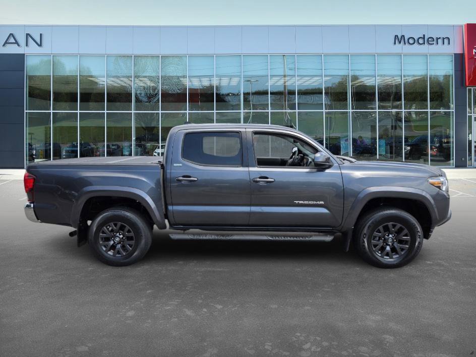 2021 Toyota Tacoma SR5 photo 4