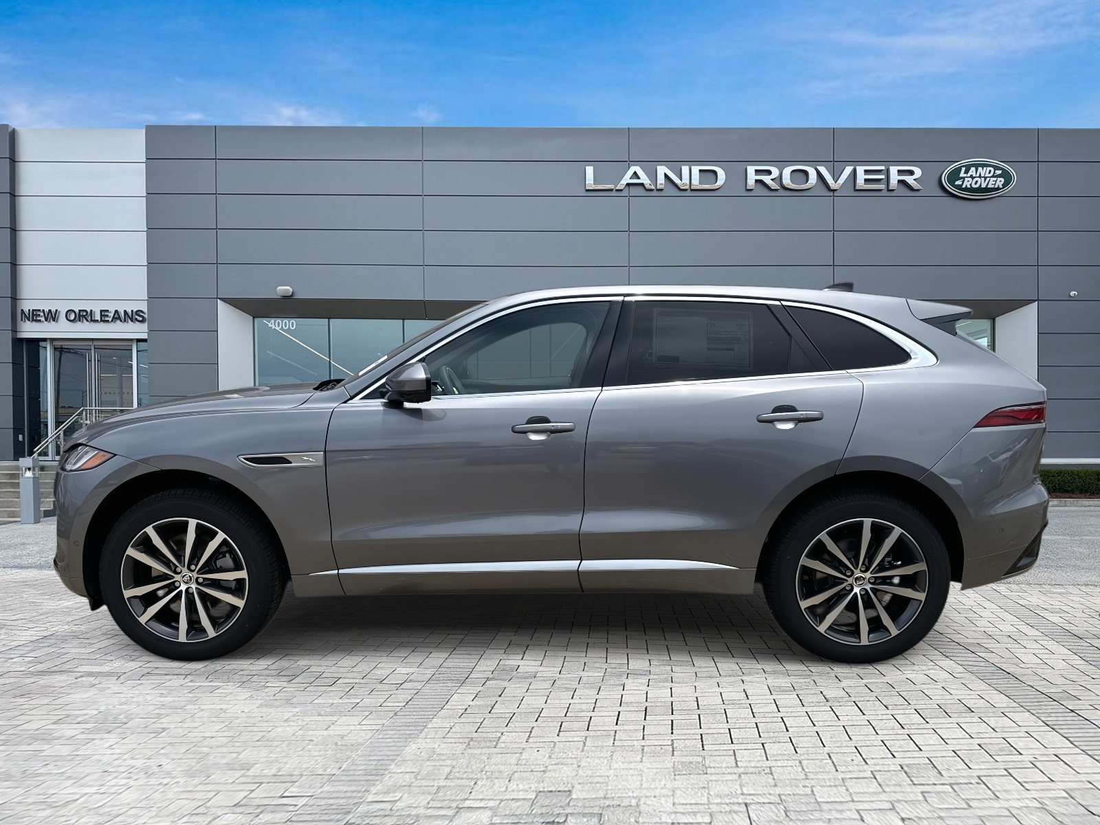 2026 Jaguar F-PACE P250 R-Dynamic S photo 2