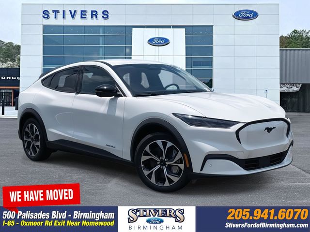 2025 Ford Mustang Mach-E Select RWD's photo