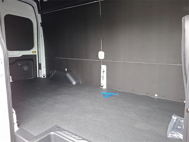 2025 Ford Transit photo 4