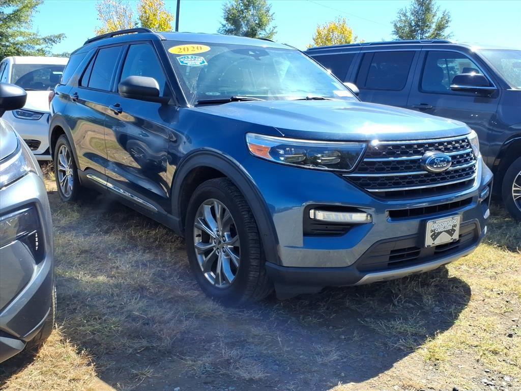2020 Ford Explorer XLT photo 3