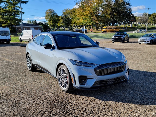 2025 Ford Mustang Mach-E GT photo 2