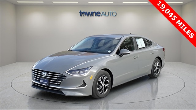 2023 Hyundai Sonata Hybrid Blue's photo