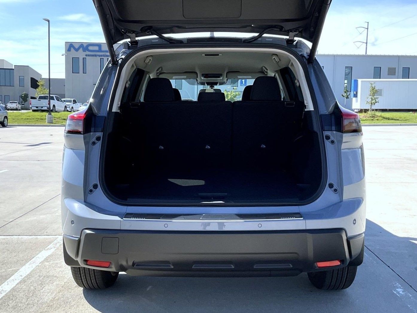 2026 Nissan Rogue SV photo 9