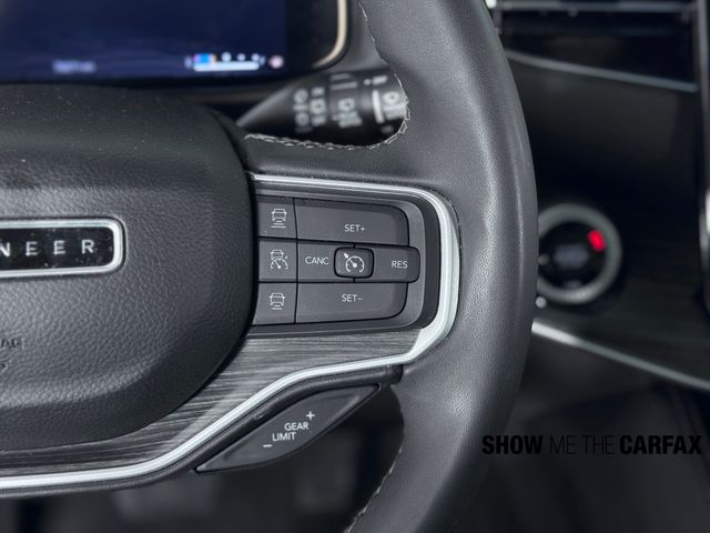 2023 Jeep Wagoneer L Series II photo 25