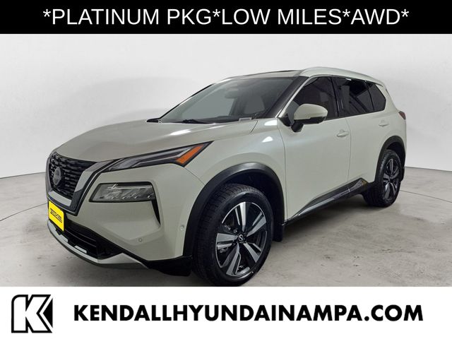 2023 Nissan Rogue Platinum's photo