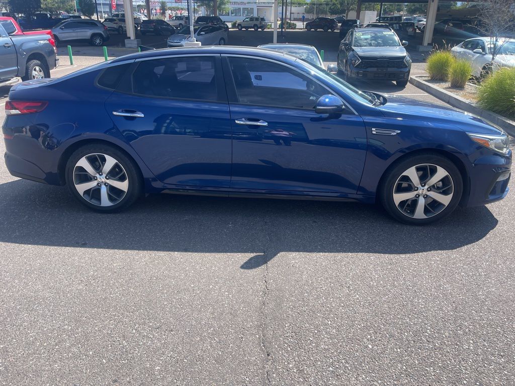 2019 Kia Optima S photo 8