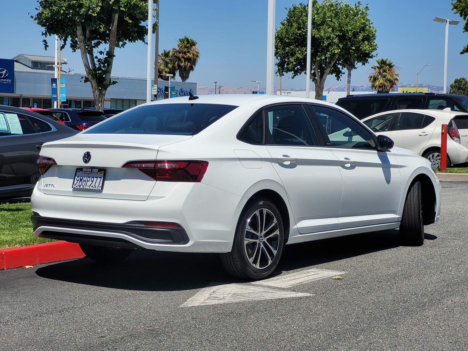 Image 4 of Certified Pre-Owned 2024 Volkswagen Jetta 1.5T Sport FWD 4D Sedan
