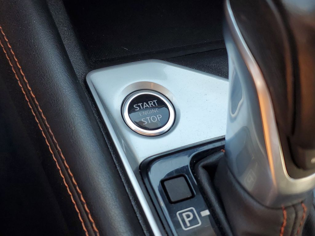 2022 Nissan Altima 2.5 SR photo 25