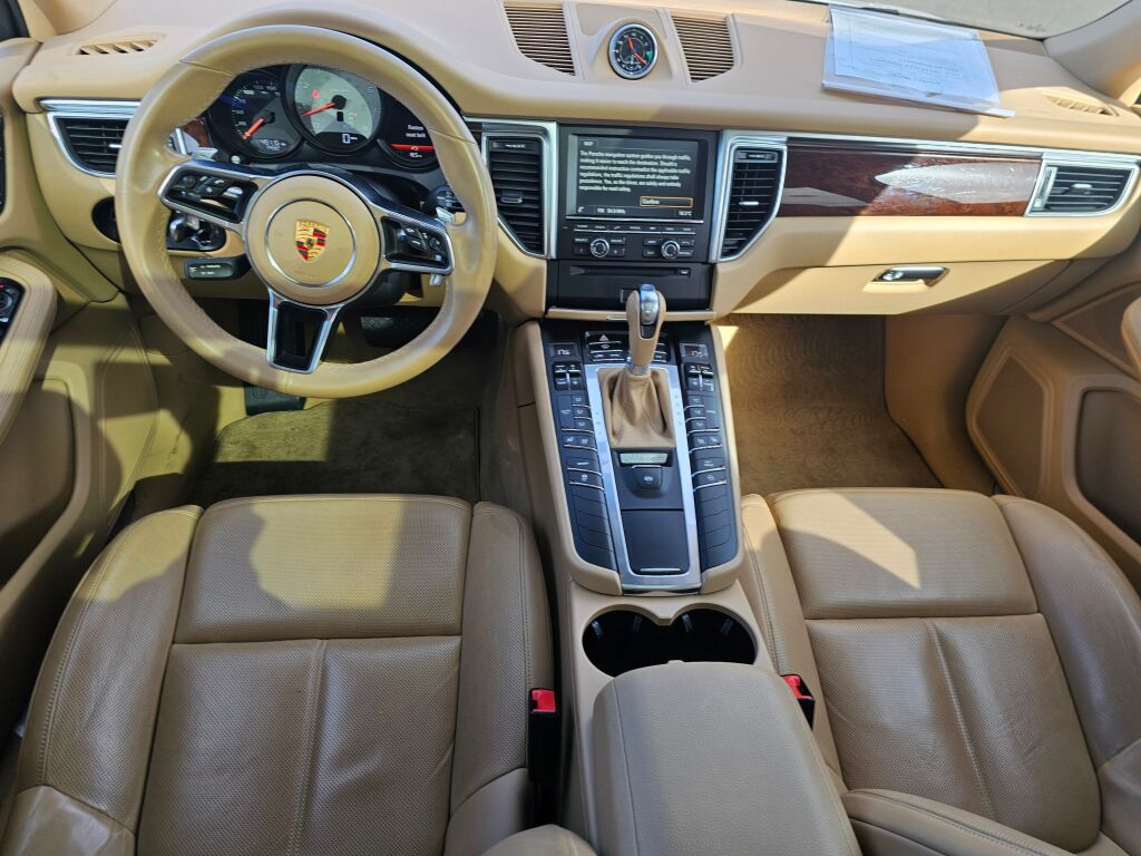 2015 Porsche Macan S photo 22
