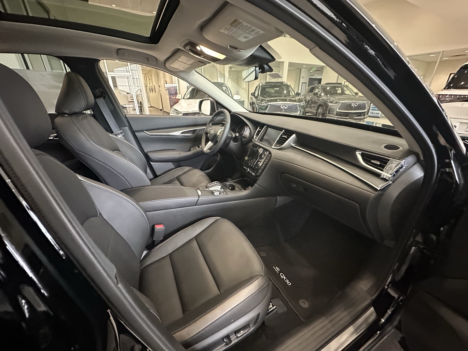 2025 Infiniti QX50 Luxe AWD photo 37