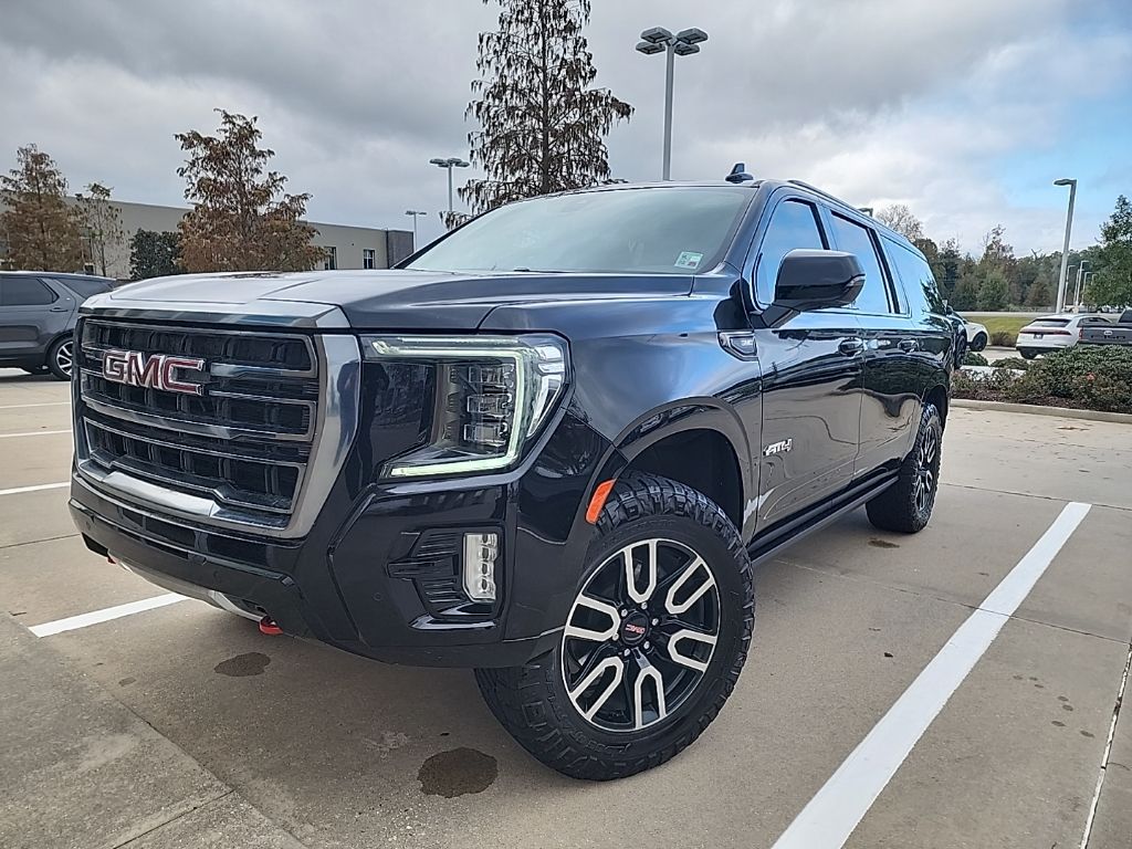 2022 GMC Yukon XL AT4's photo
