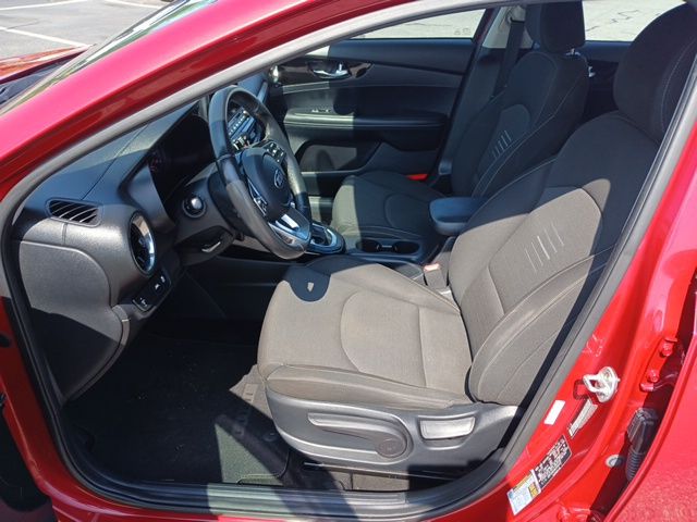 2019 Kia Forte S photo 9
