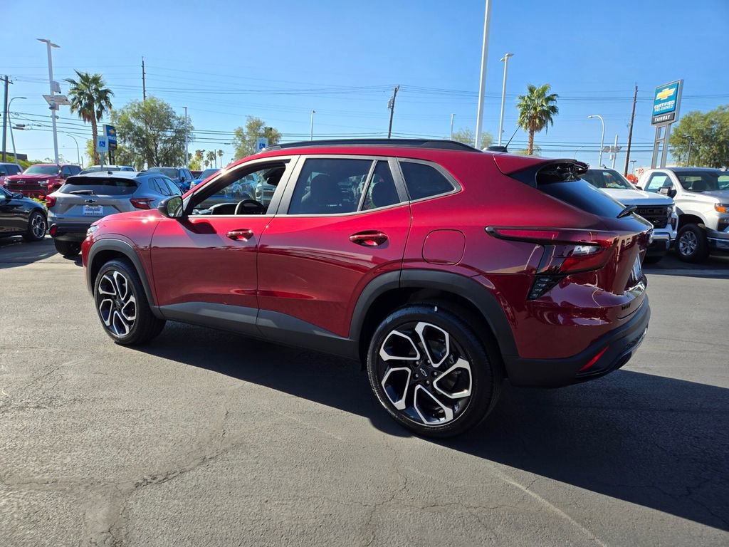 2025 Chevrolet Trax photo 4