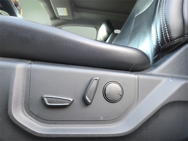 2019 Ford F-150 Lariat photo 18