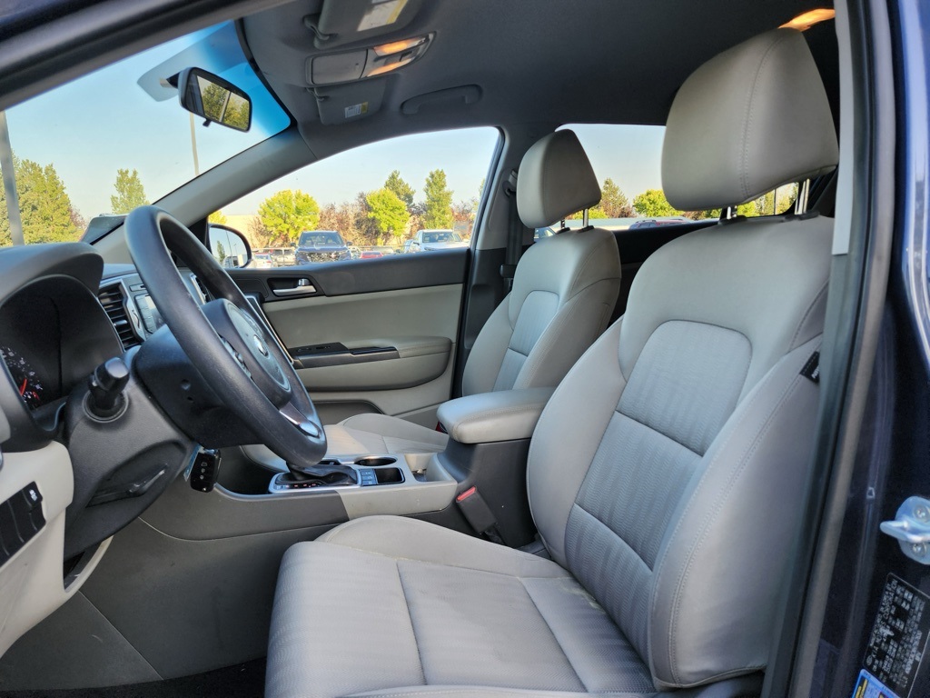 2017 Kia Sportage LX photo 9