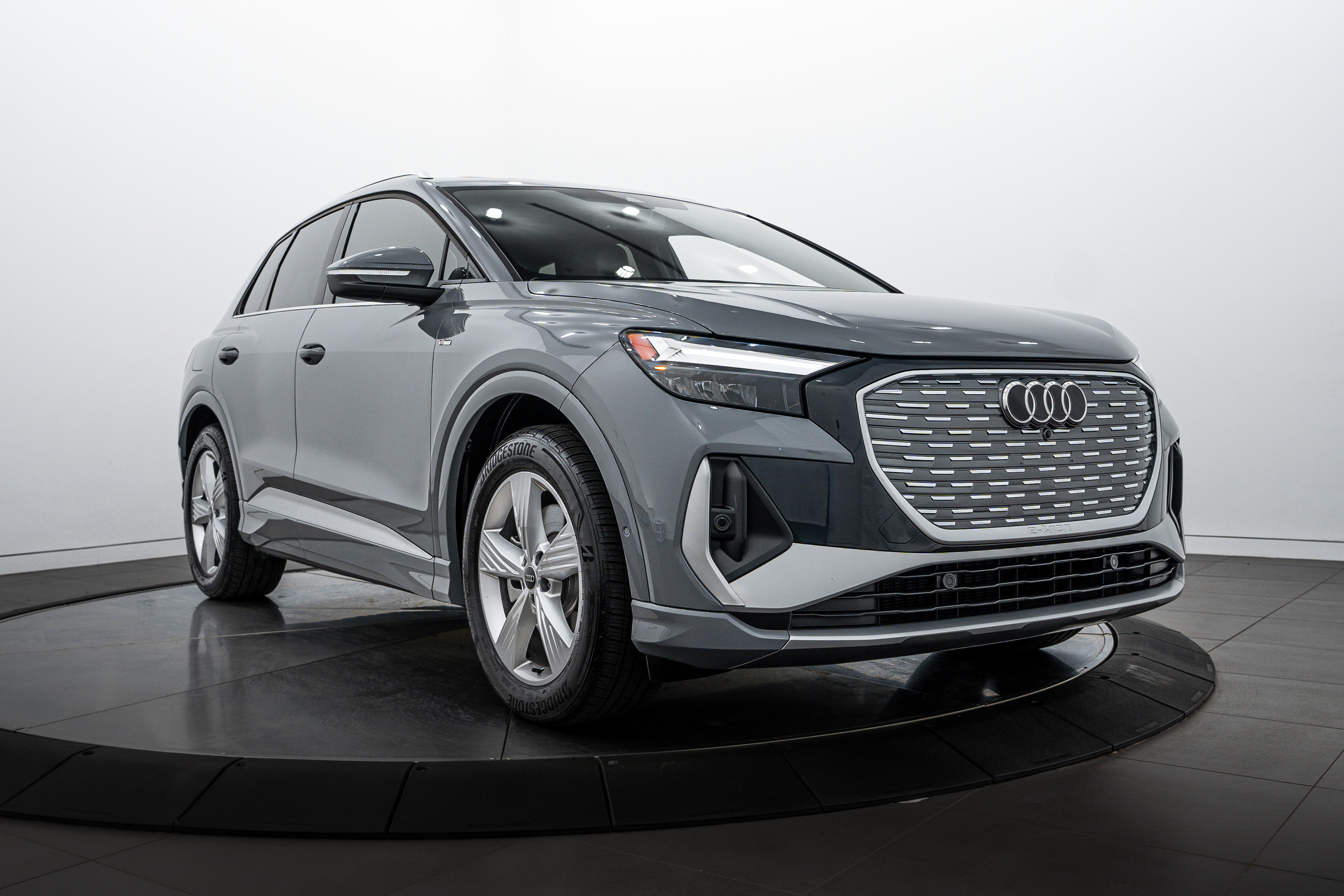 Certified 2024 Audi Q4 e-tron Premium Plus with VIN WA1LUBFZ3RP044270 for sale in Highland Park, IL